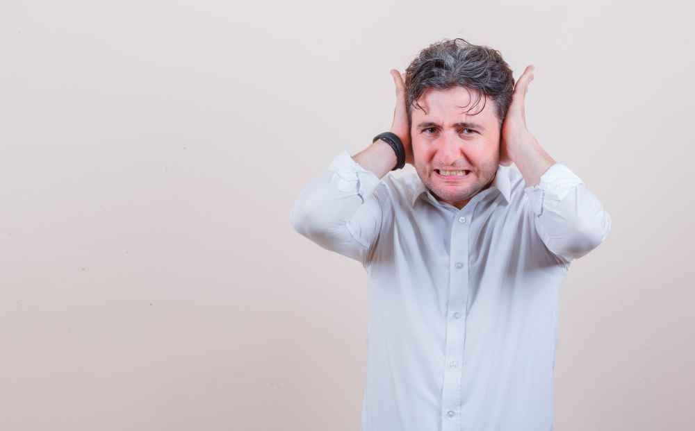 Causes of Pressure in Head and Ringing in Ears