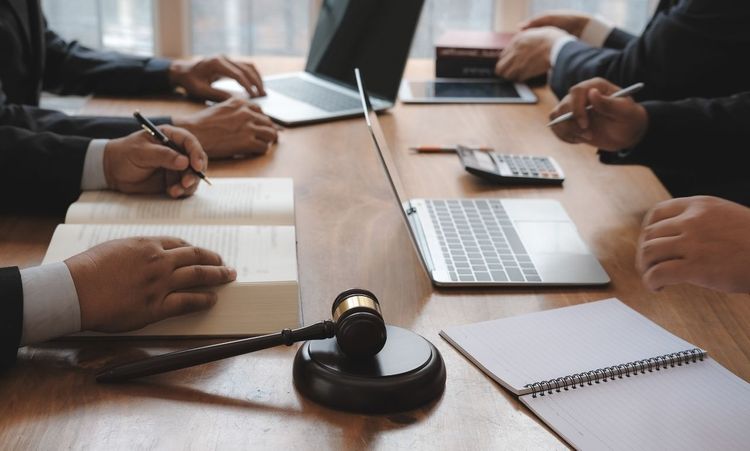 6 Best Legal-Tech Software for Modern Law Firms 