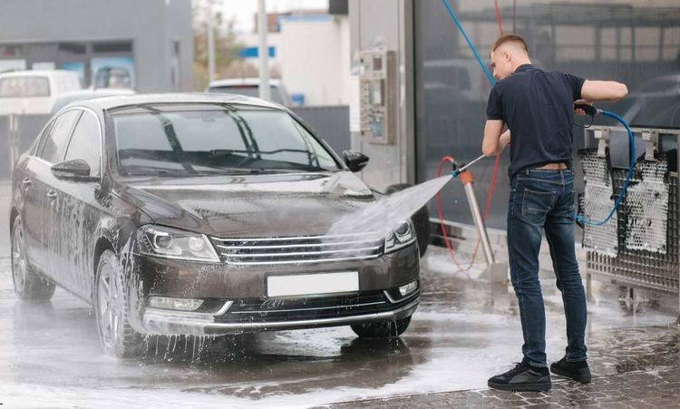 7 Tips For Washing Your Car This Winter