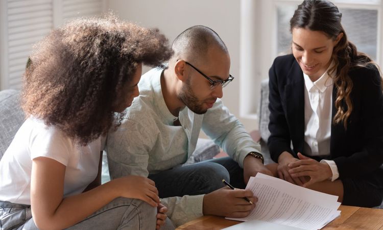 How To Prepare For A Prenuptial Consultation