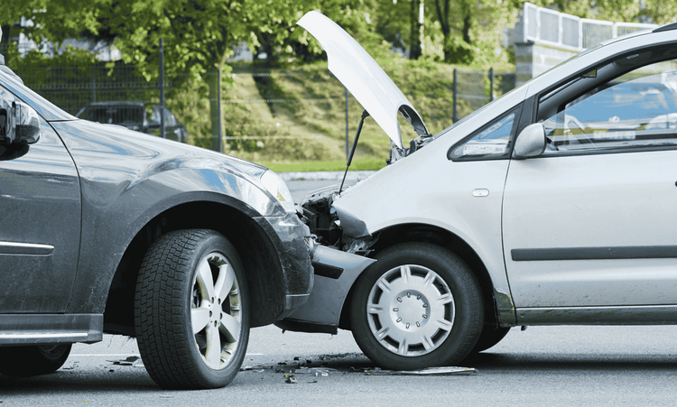 When to Hire an Attorney After a Car Accident