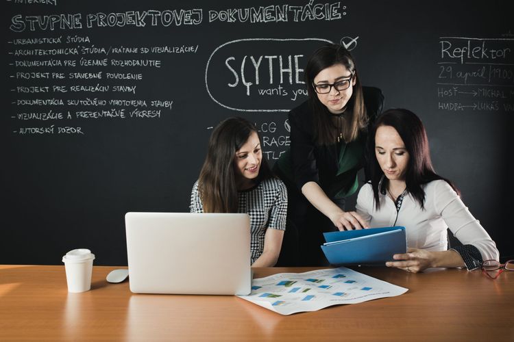 How to Start a Business in High School